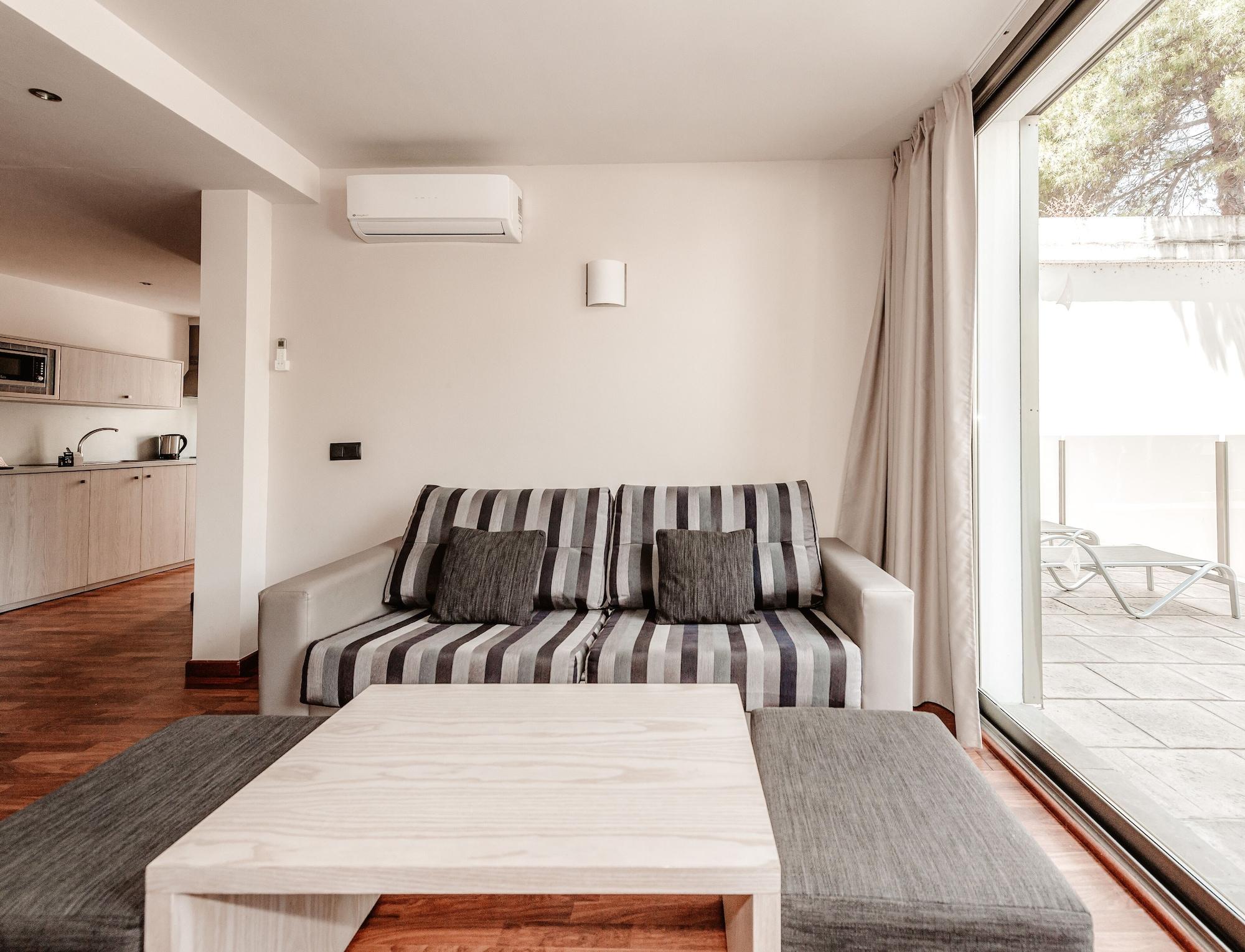 Marins Suites - Adults Only Hotel Cala Millor  Εξωτερικό φωτογραφία